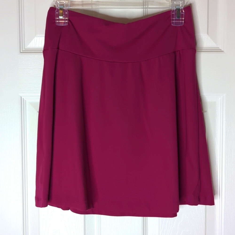 Eddie Bauer Active Skirt Casual in size S Berry Pink